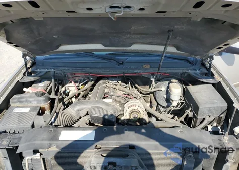 2009 Chevrolet Suburban C1500 Lt из США, поврежденный, VIN 1GNFC260X9R102880